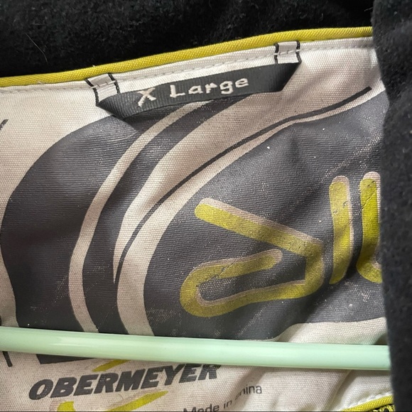 Obermeyer outer layer winter jacket red XL - Picture 4 of 7